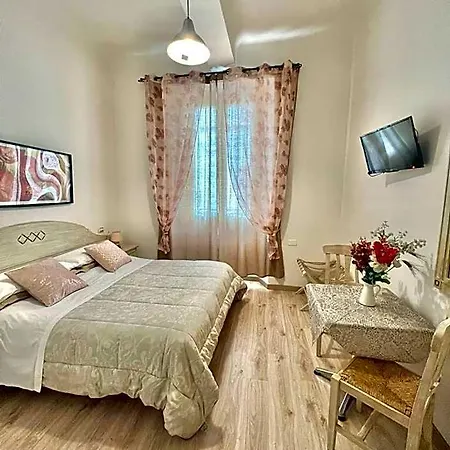 Cicerone Bed & Breakfast 4*